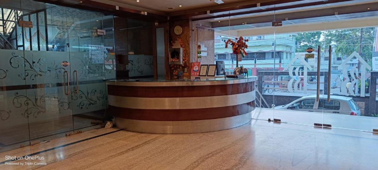 Hotel Basera, 3*